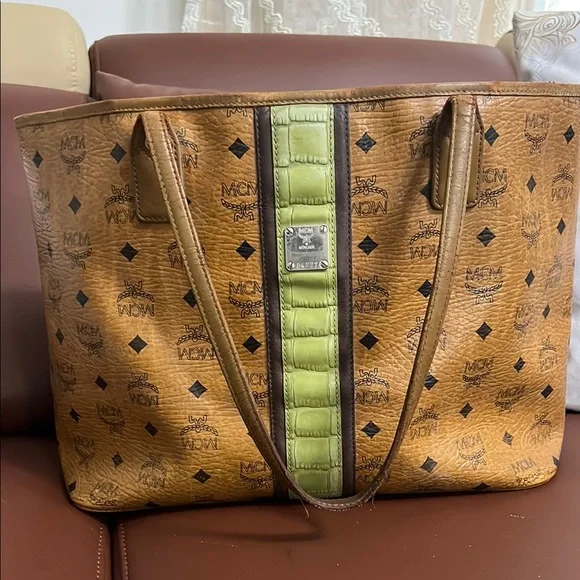 MCM Brown and Green Tote Bag - Picture 2 of 16